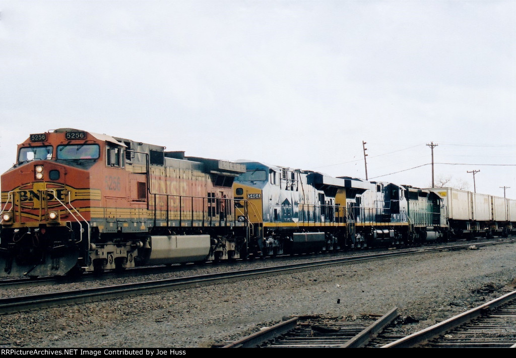 BNSF 5256 West